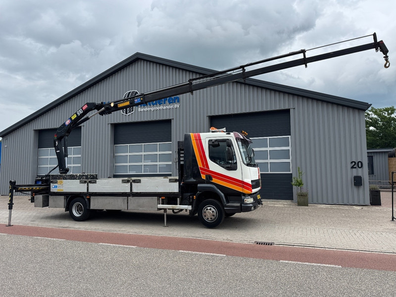DAF LF45-220 HMF 910 K4 + 1 / Remote Control - Crane truck: picture 2 DAF LF45-220 HMF 910 K4 + 1 / Remote Control - Crane truck: picture 2