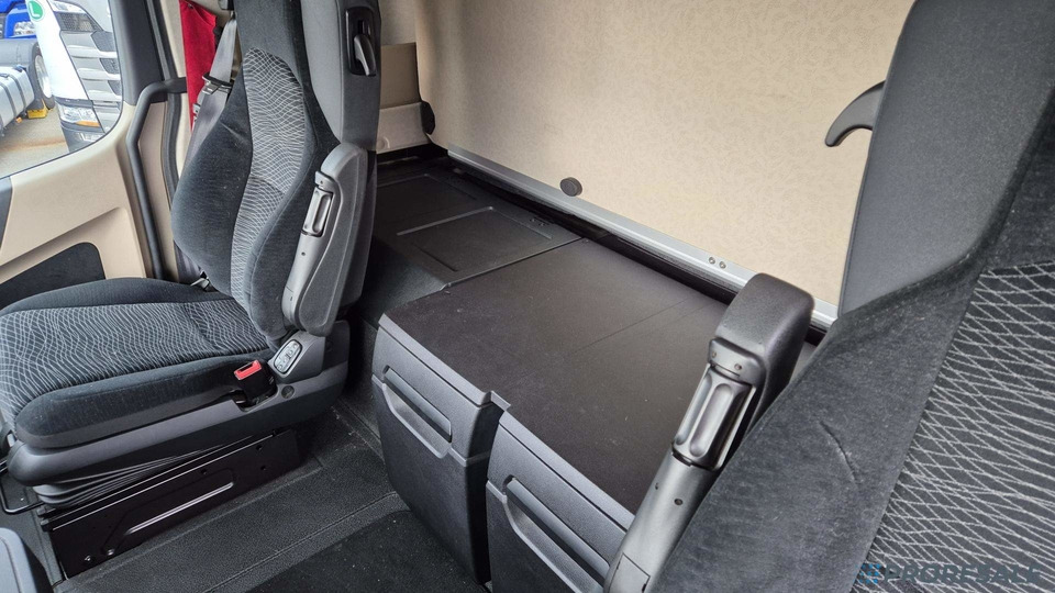 MERCEDES-BENZ ACTROS 1845 LS BIG SPACE EURO 6 - Tractor unit: picture 5 MERCEDES-BENZ ACTROS 1845 LS BIG SPACE EURO 6 - Tractor unit: picture 5