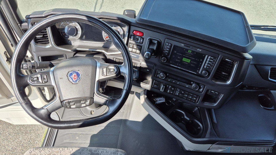 SCANIA S500 N323 NGS TOP LINE LOW DECK EURO 6 - Tractor unit: picture 4 SCANIA S500 N323 NGS TOP LINE LOW DECK EURO 6 - Tractor unit: picture 4