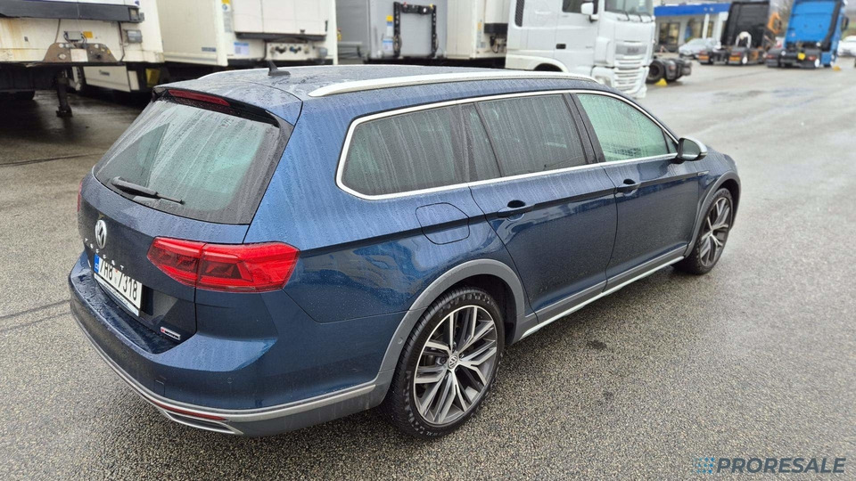 VOLKSWAGEN PASSAT Alltrack 2.0 BiTDI 4motion 2,0 TDi 176 kW - Car: picture 4 VOLKSWAGEN PASSAT Alltrack 2.0 BiTDI 4motion 2,0 TDi 176 kW - Car: picture 4