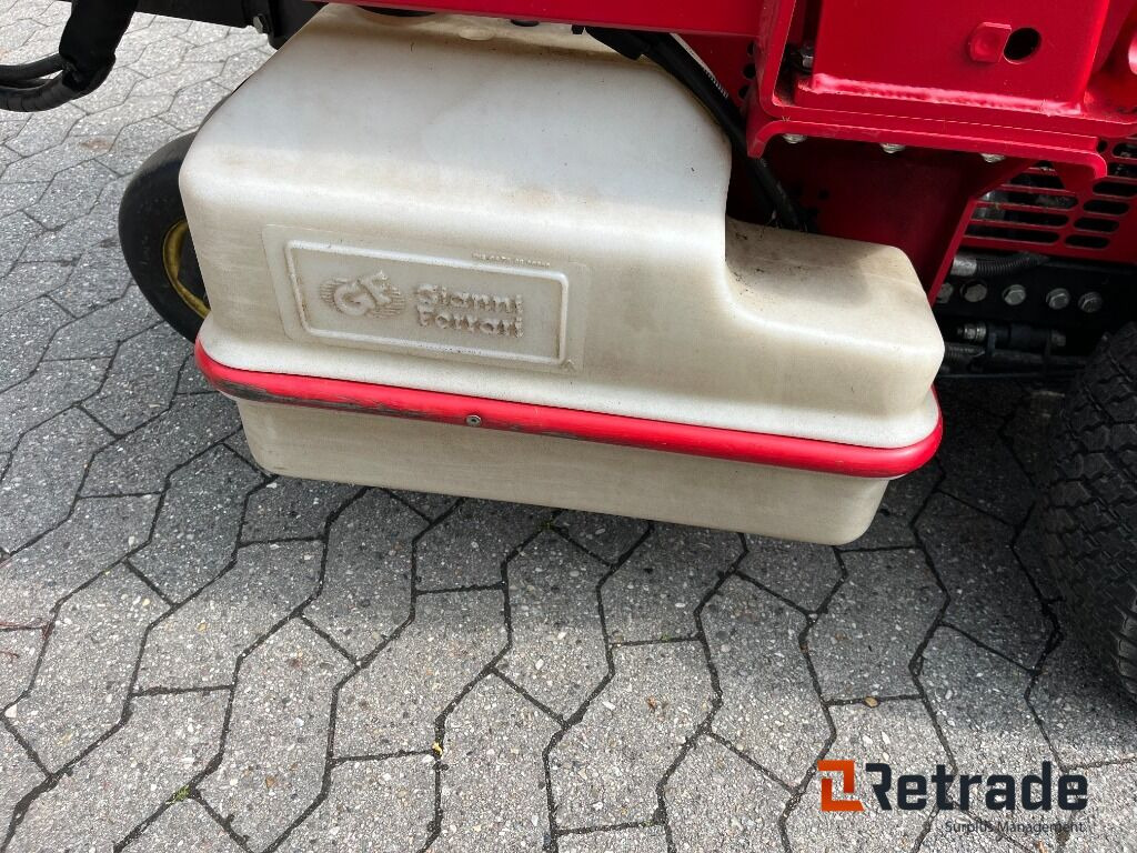 Agricultural machinery Plæne- og parkmaskiner GINNI FERRARI GF 630 I.I Plænetraktor: picture 18
