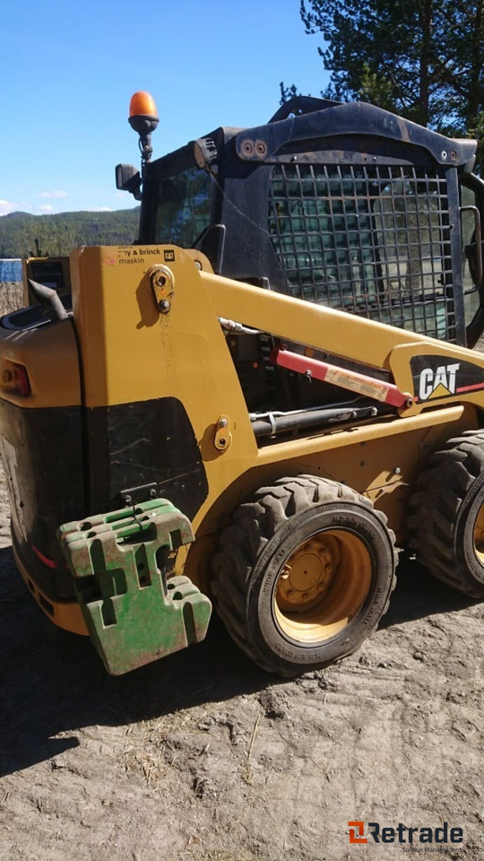 Cat 216 CAT 216 kompaktlaster – kun 2 290 timer - Skid steer loader: picture 5 Cat 216 CAT 216 kompaktlaster – kun 2 290 timer - Skid steer loader: picture 5