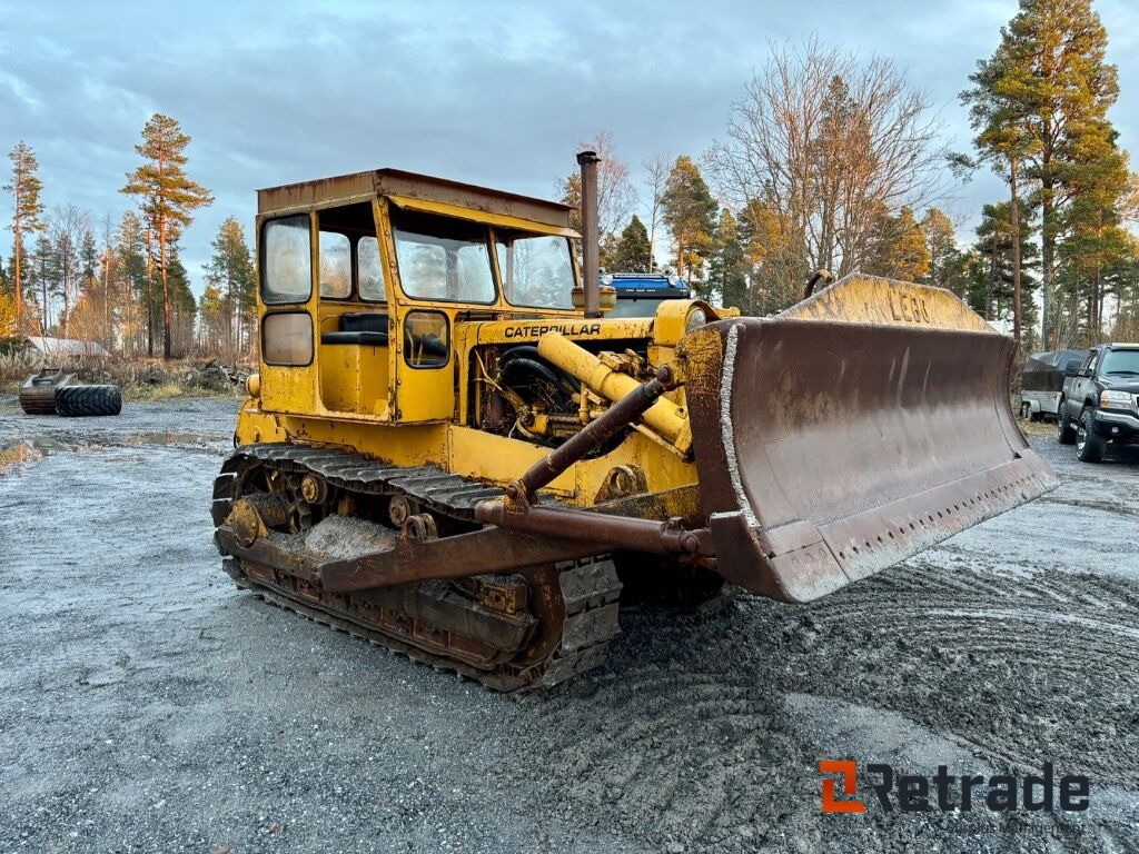 Bandschaktare CAT D6B - Construction machinery: picture 3 Bandschaktare CAT D6B - Construction machinery: picture 3