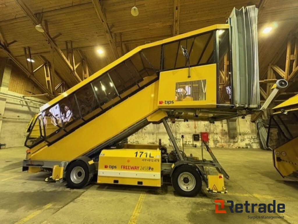 Flytrapp - TIPS FREEWAY 2458Pe - Lav timestand. - Construction equipment: picture 1 Flytrapp - TIPS FREEWAY 2458Pe - Lav timestand. - Construction equipment: picture 1