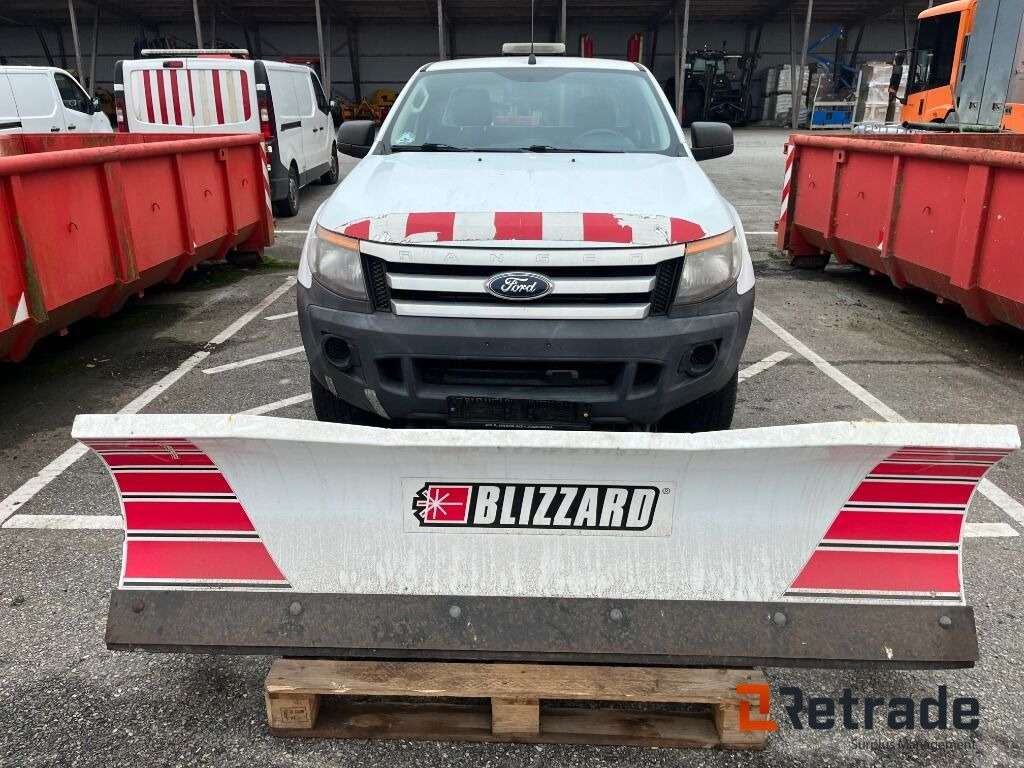 Ford Ranger 2.2 Tdci Rab Cab 4x4 Manuel med sneplov - Car: picture 5 Ford Ranger 2.2 Tdci Rab Cab 4x4 Manuel med sneplov - Car: picture 5