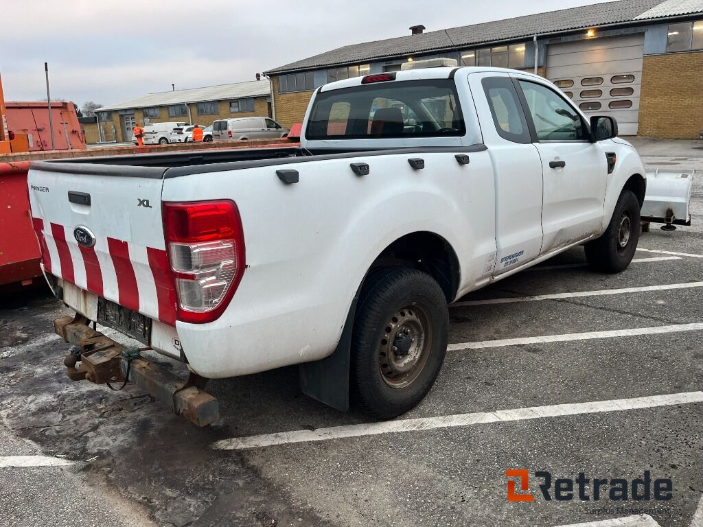 Ford Ranger 2.2 Tdci Rab Cab 4x4 Manuel med sneplov - Car: picture 3 Ford Ranger 2.2 Tdci Rab Cab 4x4 Manuel med sneplov - Car: picture 3