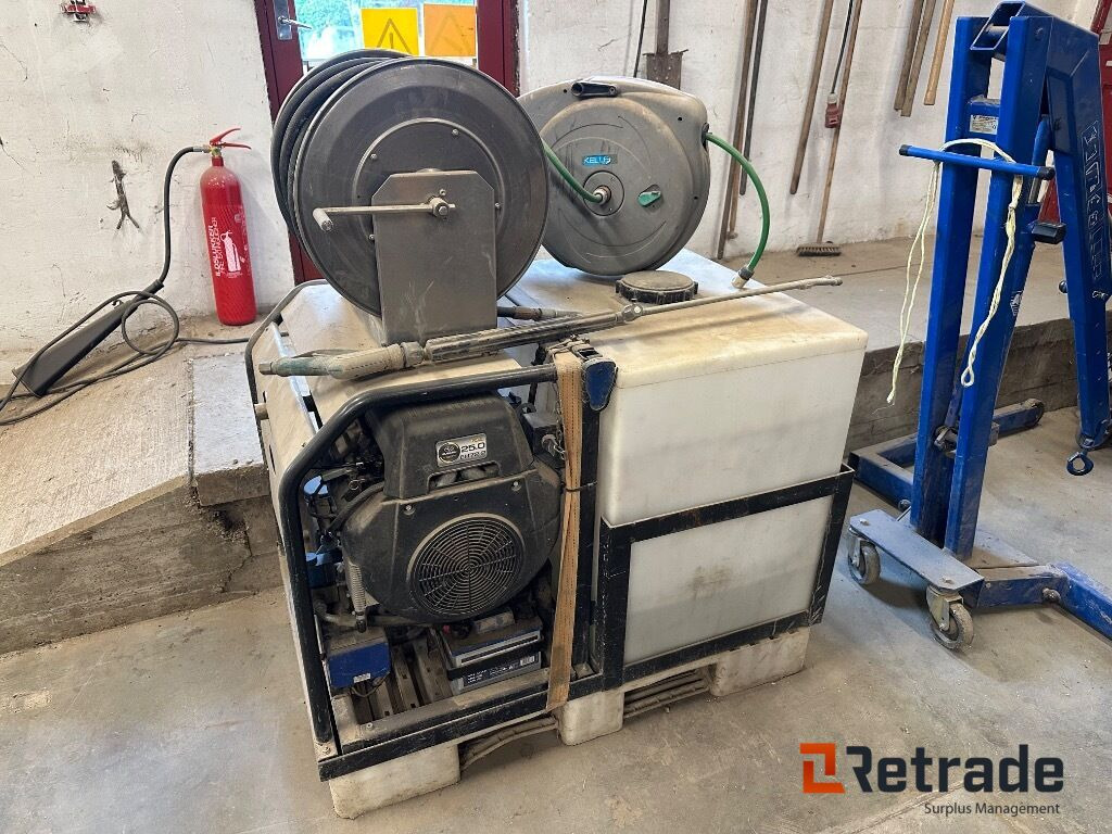 Højtryks spuler - Pressure washer: picture 1 Højtryks spuler - Pressure washer: picture 1