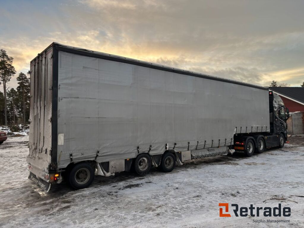 Jumbotrailer HRD - Curtainsider semi-trailer: picture 4 Jumbotrailer HRD - Curtainsider semi-trailer: picture 4