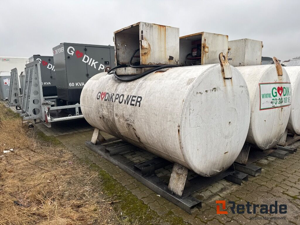 ROUG 2700ltr. Tank m. Pumpe - Storage tank: picture 5 ROUG 2700ltr. Tank m. Pumpe - Storage tank: picture 5