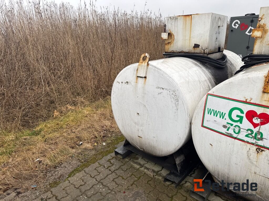 ROUG 2700ltr. Tank m. Pumpe - Storage tank: picture 4 ROUG 2700ltr. Tank m. Pumpe - Storage tank: picture 4