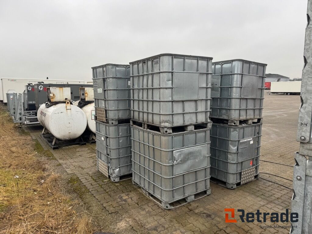 SCHÜTZ 1000ltr tanke - Storage tank: picture 4 SCHÜTZ 1000ltr tanke - Storage tank: picture 4