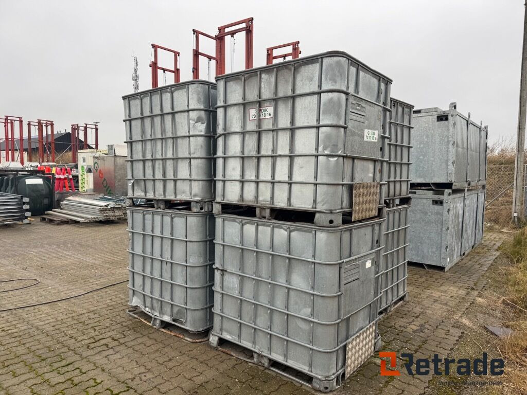 SCHÜTZ 1000ltr tanke - Storage tank: picture 5 SCHÜTZ 1000ltr tanke - Storage tank: picture 5