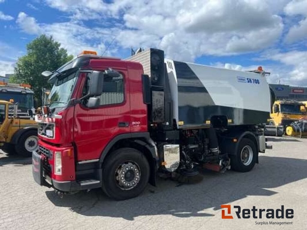 Volvo FE 300 Feiebil / Kombibil med Tipp og Brøyteoppsett - Road sweeper: picture 1 Volvo FE 300 Feiebil / Kombibil med Tipp og Brøyteoppsett - Road sweeper: picture 1