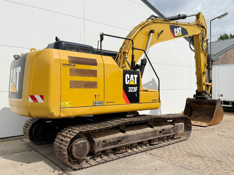 Cat 323FL - German Machine / Rear + Side Camera - Crawler excavator: picture 5 Cat 323FL - German Machine / Rear + Side Camera - Crawler excavator: picture 5