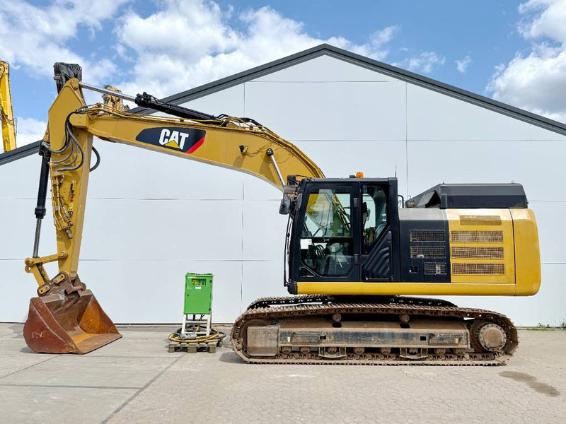 Cat 323FL Z-Line Full Electric - 300kWh Capacity - Crawler excavator: picture 1 Cat 323FL Z-Line Full Electric - 300kWh Capacity - Crawler excavator: picture 1