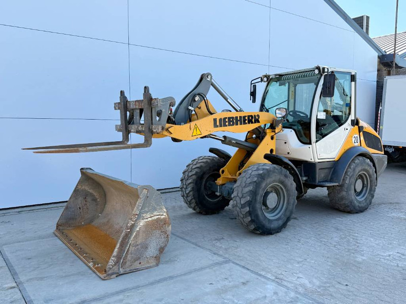 Liebherr L506C - German Machine / Quick Coupler - Wheel loader: picture 2 Liebherr L506C - German Machine / Quick Coupler - Wheel loader: picture 2