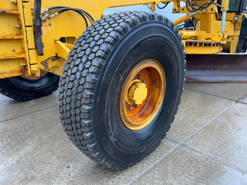 Grader Volvo G990 - 4.85m Blade / Pushblock / Airco: picture 16