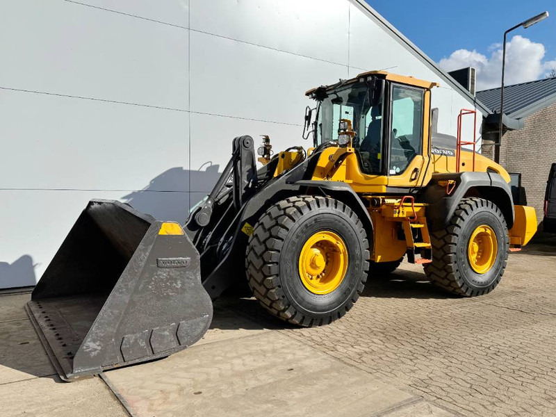 Volvo L120H - 3rd Function / Weight System - Wheel loader: picture 2 Volvo L120H - 3rd Function / Weight System - Wheel loader: picture 2