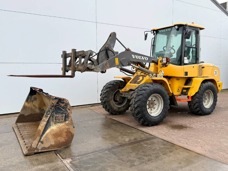 Volvo L35G - German Machine / Bucket + Forks! - Wheel loader: picture 2 Volvo L35G - German Machine / Bucket + Forks! - Wheel loader: picture 2