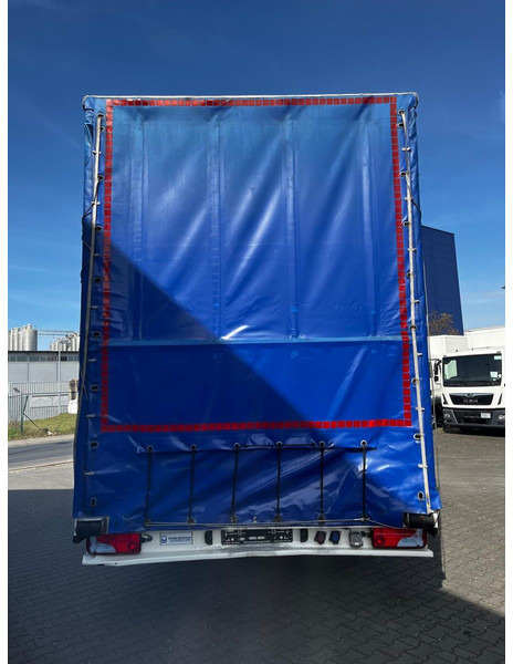 MAN TGL 8.220 - Curtainsider truck: picture 5 MAN TGL 8.220 - Curtainsider truck: picture 5