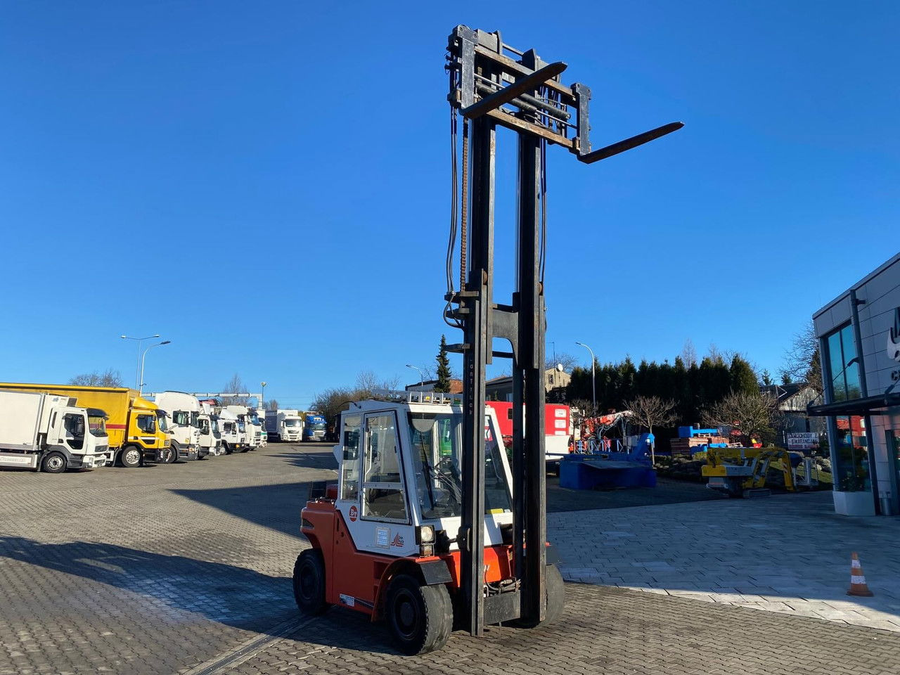 DAN TRUCK 6009 - 6 TONS - 1 OWNER - Forklift: picture 2 DAN TRUCK 6009 - 6 TONS - 1 OWNER - Forklift: picture 2
