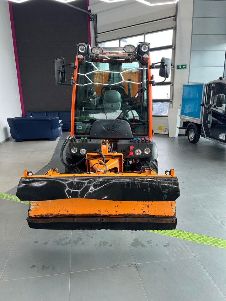 Holder C250 4X4 / LOW MTH / 1 Owner / Kubota Engine - Electric utility vehicle: picture 2 Holder C250 4X4 / LOW MTH / 1 Owner / Kubota Engine - Electric utility vehicle: picture 2