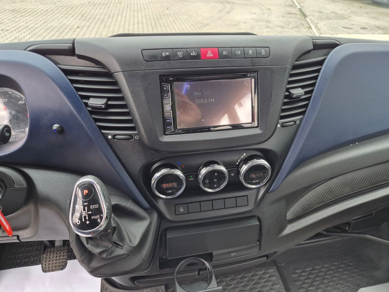 Leasing of  Iveco Daily 35S12 Hi-Matic / 10 Seats / Super Condition Iveco Daily 35S12 Hi-Matic / 10 Seats / Super Condition: picture 18