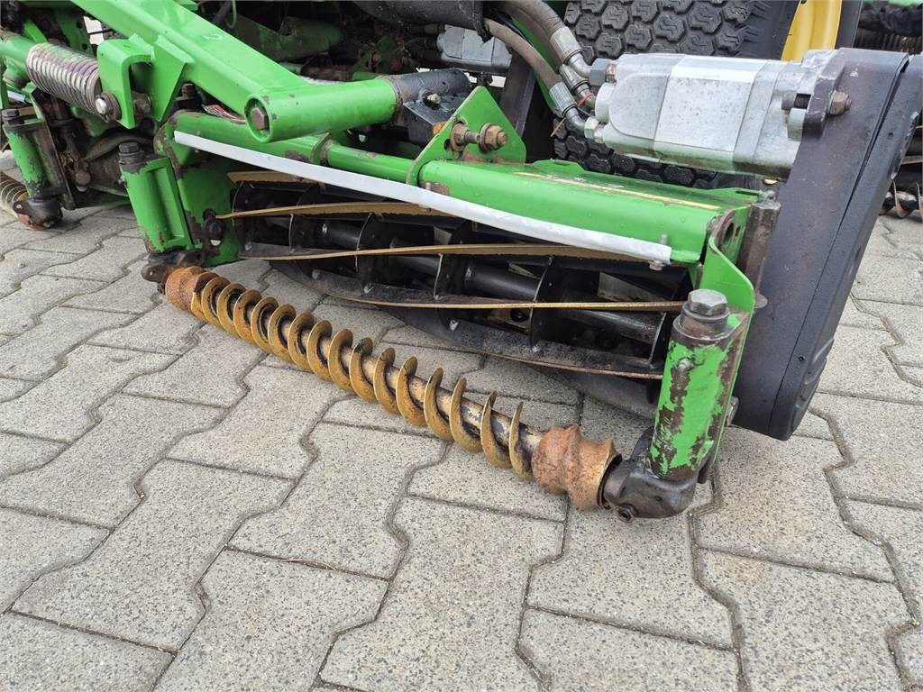 Garden mower John Deere 1905 4WD / 2010 / SERVICED / CABIN!: picture 13