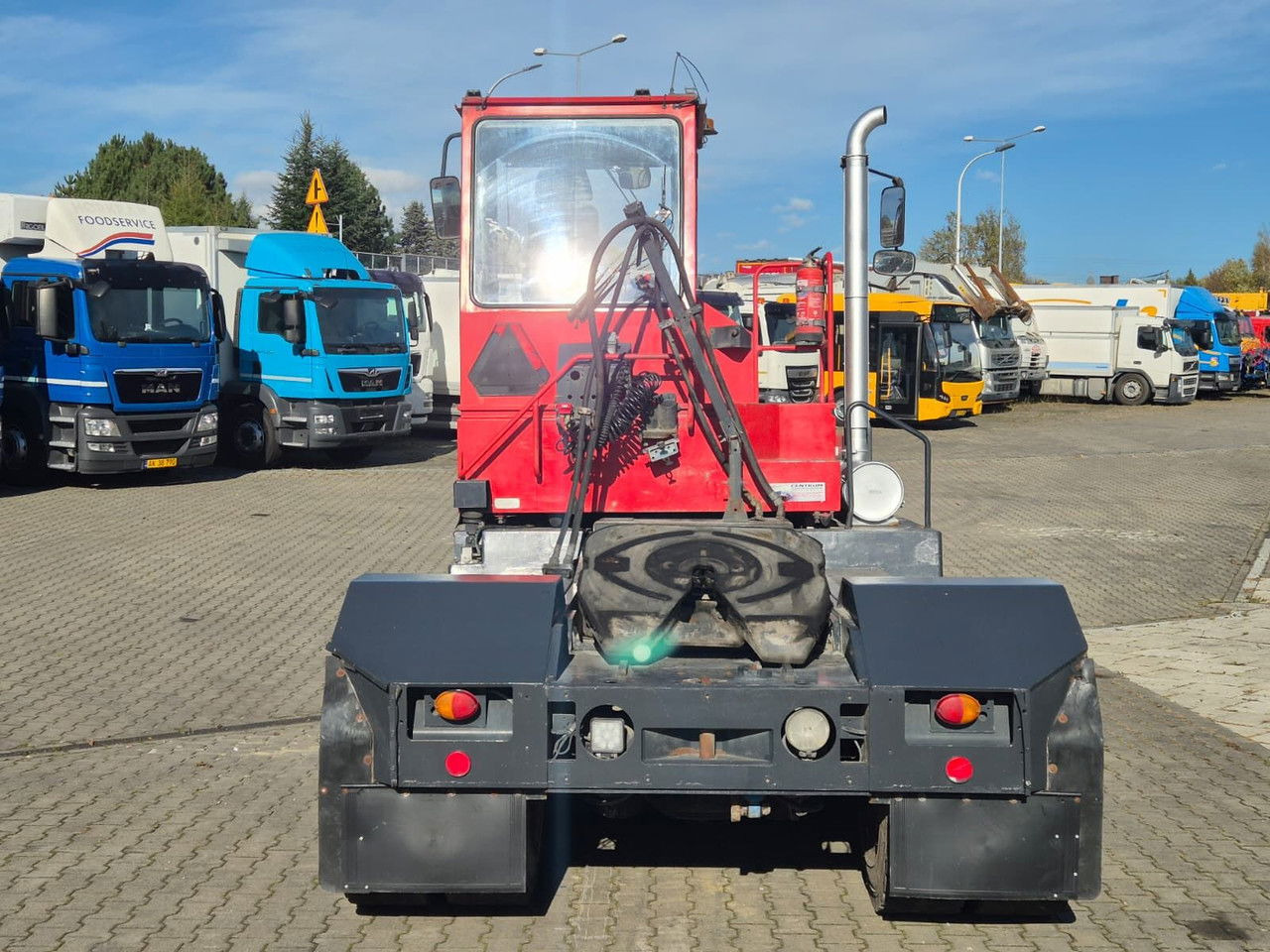 Terminal tractor Kalmar TR618i / 1 Owner / LOW KM / Works Great / NEW Tire S: picture 10 Terminal tractor Kalmar TR618i / 1 Owner / LOW KM / Works Great / NEW Tire S: picture 10