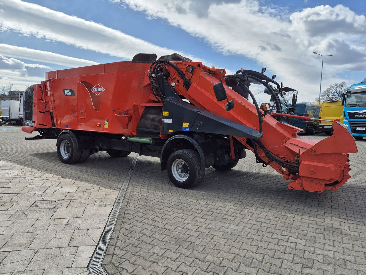 Kuhn SPW 22 Intense /feed wagon/ 1 Owner / NEW Service SPW 22 Intense /feed wago - Forage mixer wagon: picture 1 Kuhn SPW 22 Intense /feed wagon/ 1 Owner / NEW Service SPW 22 Intense /feed wago - Forage mixer wagon: picture 1
