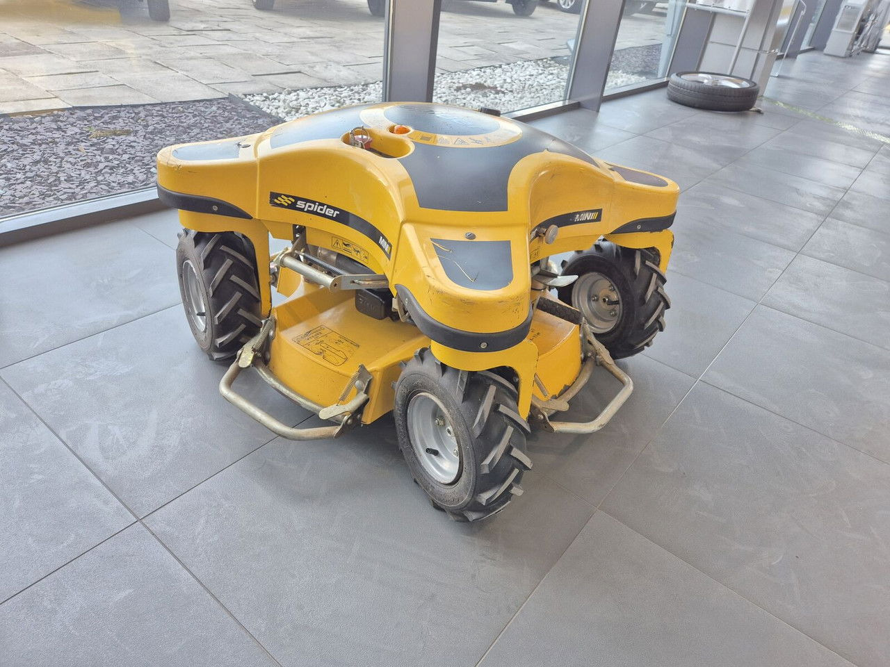 MINI Mini Spider II / 4X4 / NEW Service / Works Great - Garden mower: picture 2 MINI Mini Spider II / 4X4 / NEW Service / Works Great - Garden mower: picture 2