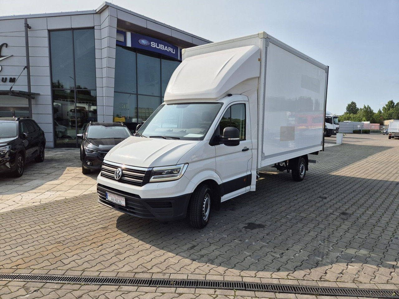 Volkswagen Crafter 2.0 TDI 177HP / High Container / Lift 750KG / Super Cond - Box van: picture 3 Volkswagen Crafter 2.0 TDI 177HP / High Container / Lift 750KG / Super Cond - Box van: picture 3