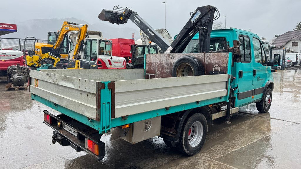 Iveco Daily 65 C15 stake body - Hiab 045-3 - 7.5M - Open body delivery van: picture 4 Iveco Daily 65 C15 stake body - Hiab 045-3 - 7.5M - Open body delivery van: picture 4