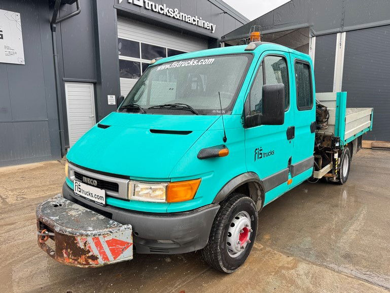 Iveco Daily 65 C15 stake body - Hiab 045-3 - 7.5M - Open body delivery van: picture 1 Iveco Daily 65 C15 stake body - Hiab 045-3 - 7.5M - Open body delivery van: picture 1
