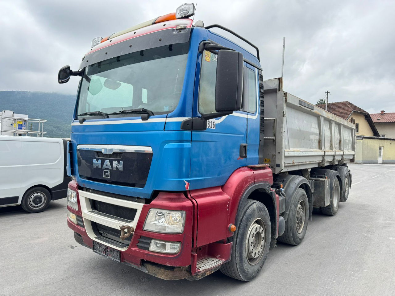 MAN TGS 35.480 8x4 HL-6 bordmatic tipper - euro 5 - Tipper: picture 1 MAN TGS 35.480 8x4 HL-6 bordmatic tipper - euro 5 - Tipper: picture 1