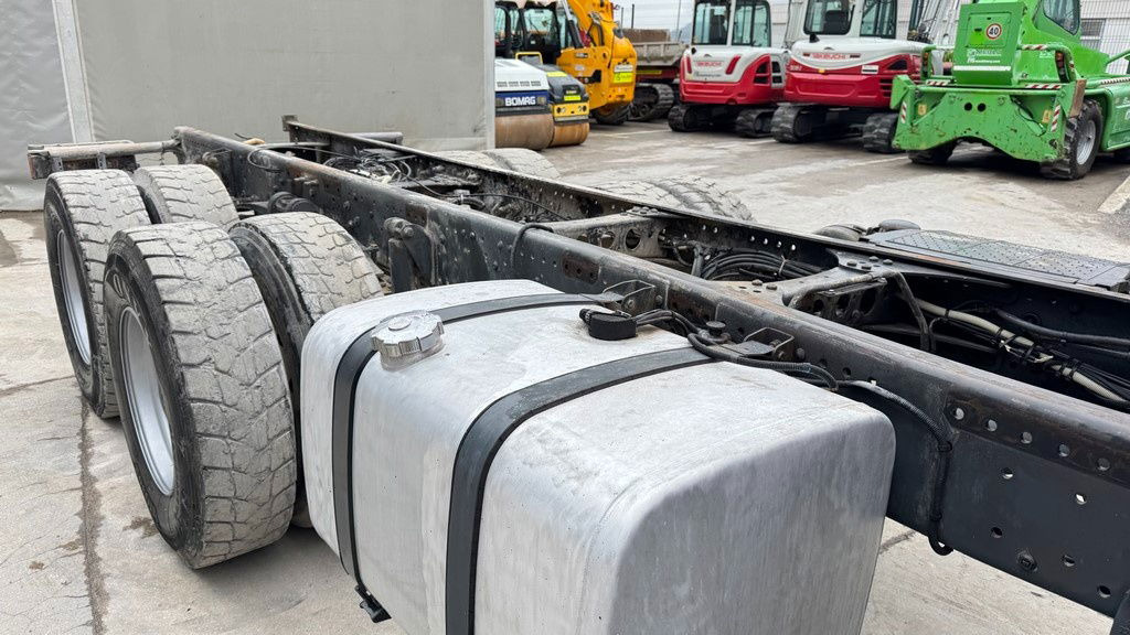 Mercedes-Benz Actros 2631 6x4 chassis - spring - Cab chassis truck: picture 4 Mercedes-Benz Actros 2631 6x4 chassis - spring - Cab chassis truck: picture 4