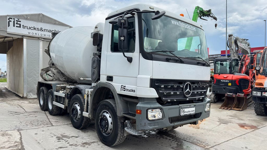 Mercedes-Benz Actros 3241 8x4 mixer 9m3 - Concrete mixer truck: picture 3 Mercedes-Benz Actros 3241 8x4 mixer 9m3 - Concrete mixer truck: picture 3