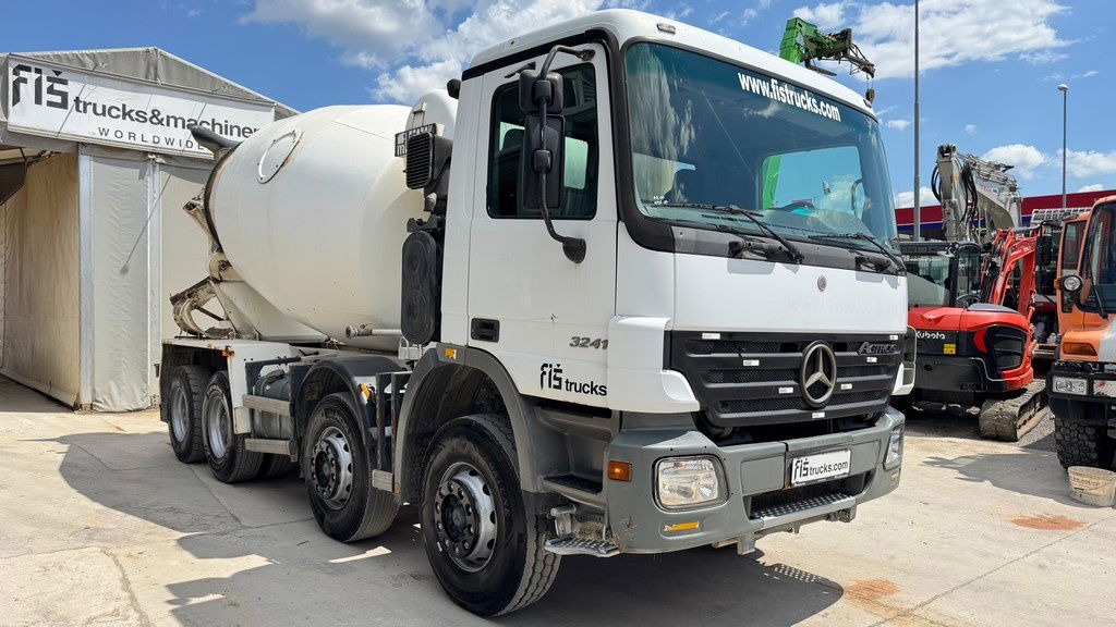Mercedes-Benz Actros 3241 8x4 mixer 9m3 - Concrete mixer truck: picture 5 Mercedes-Benz Actros 3241 8x4 mixer 9m3 - Concrete mixer truck: picture 5