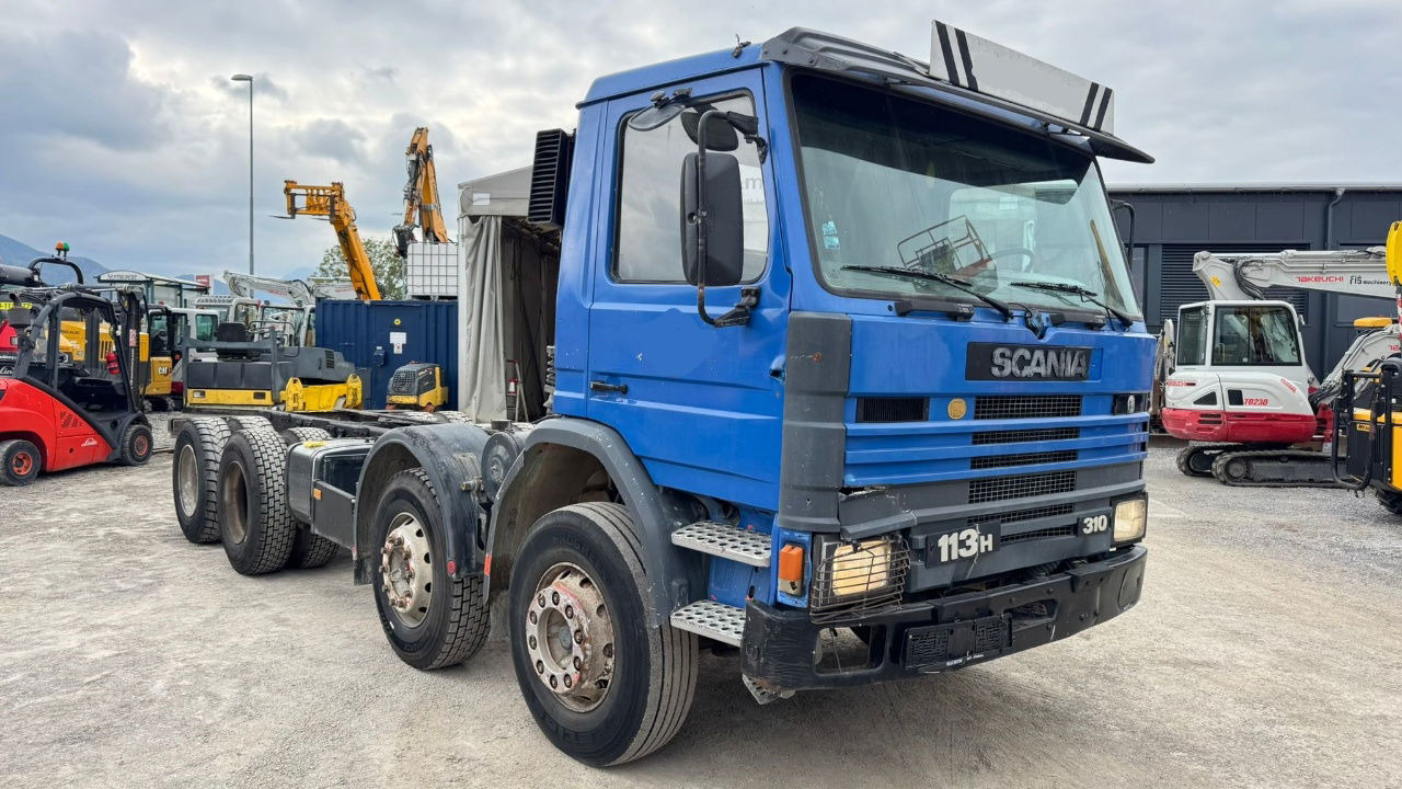 Scania 113H 310 8x4 chassis - full spring - Cab chassis truck: picture 3 Scania 113H 310 8x4 chassis - full spring - Cab chassis truck: picture 3