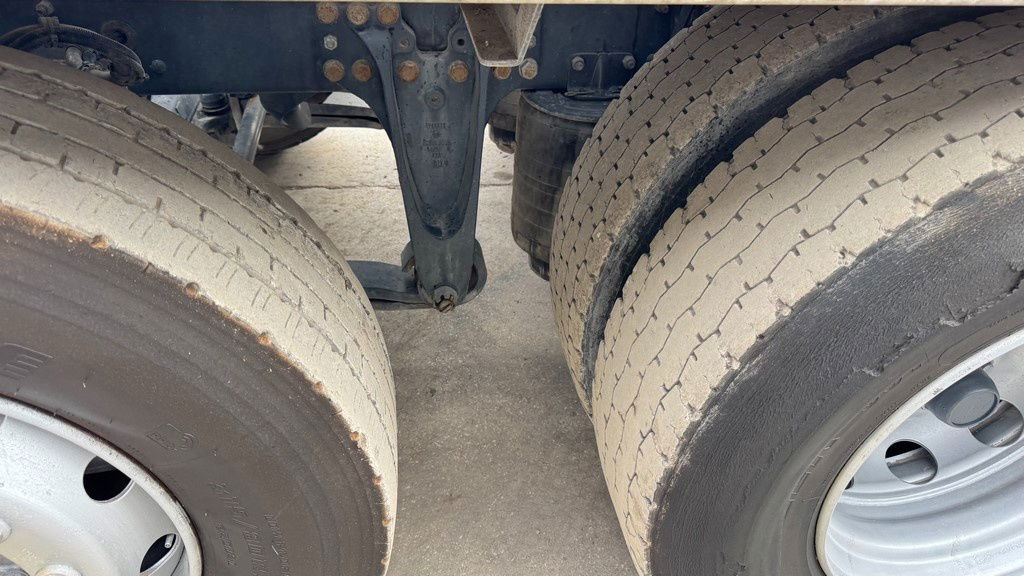 Container transporter/ Swap body truck Scania P 360 6x2 palfinger abroll tipper - steering axle: picture 15 Container transporter/ Swap body truck Scania P 360 6x2 palfinger abroll tipper - steering axle: picture 15