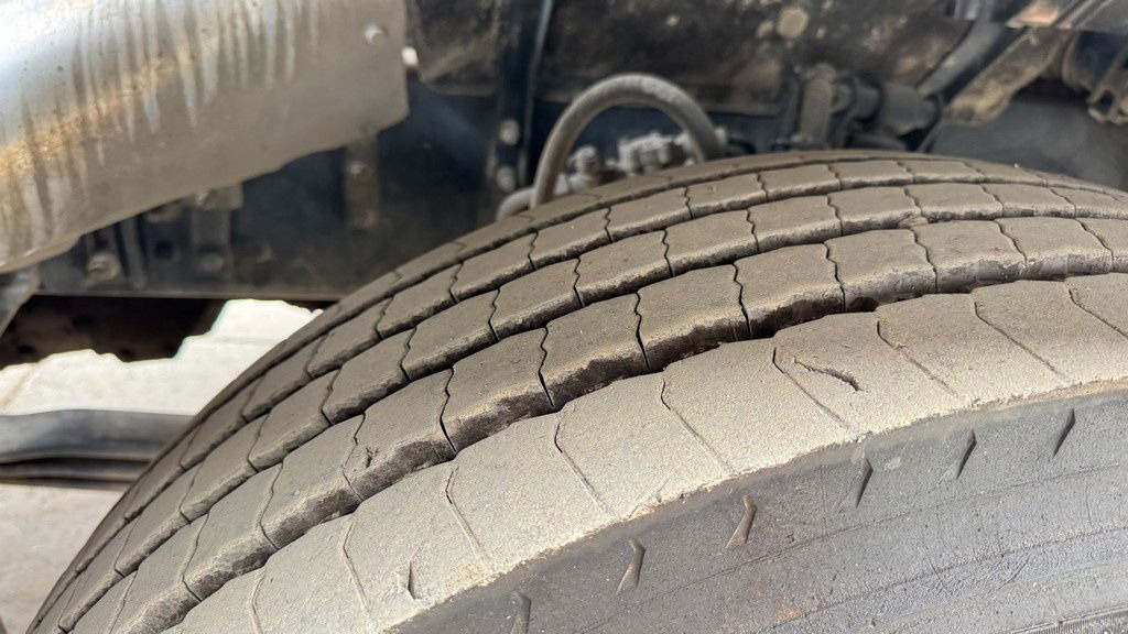 Container transporter/ Swap body truck Scania P 360 6x2 palfinger abroll tipper - steering axle: picture 14 Container transporter/ Swap body truck Scania P 360 6x2 palfinger abroll tipper - steering axle: picture 14