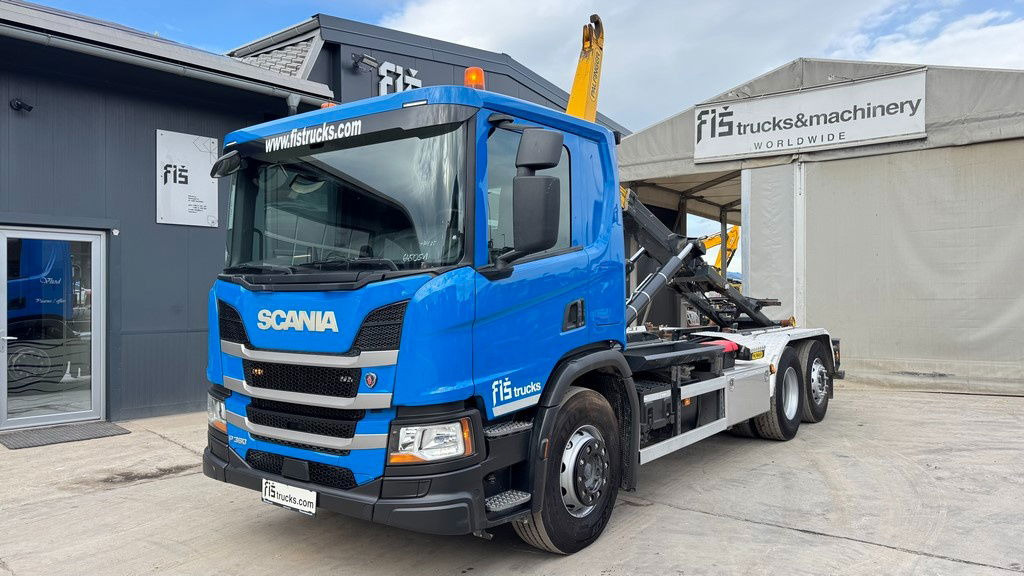 Container transporter/ Swap body truck Scania P 360 6x2 palfinger abroll tipper - steering axle: picture 8 Container transporter/ Swap body truck Scania P 360 6x2 palfinger abroll tipper - steering axle: picture 8