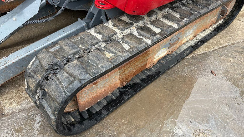 Takeuchi TB370 - Powertilt - 3X Buckets - 2021 Year - 3025 Working Hours - Mini excavator: picture 4 Takeuchi TB370 - Powertilt - 3X Buckets - 2021 Year - 3025 Working Hours - Mini excavator: picture 4