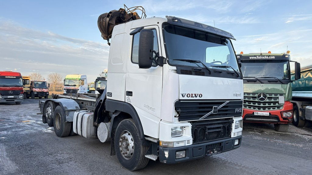 Volvo FH 12 460ER abroll with crane - crane LIV - scissors - perfect - Container transporter/ Swap body truck: picture 2 Volvo FH 12 460ER abroll with crane - crane LIV - scissors - perfect - Container transporter/ Swap body truck: picture 2