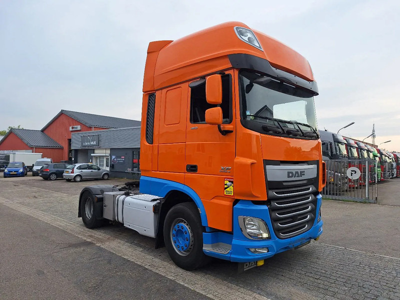 DAF XF 460 XF 460 MET ZF RETARDER - Tractor unit: picture 3 DAF XF 460 XF 460 MET ZF RETARDER - Tractor unit: picture 3