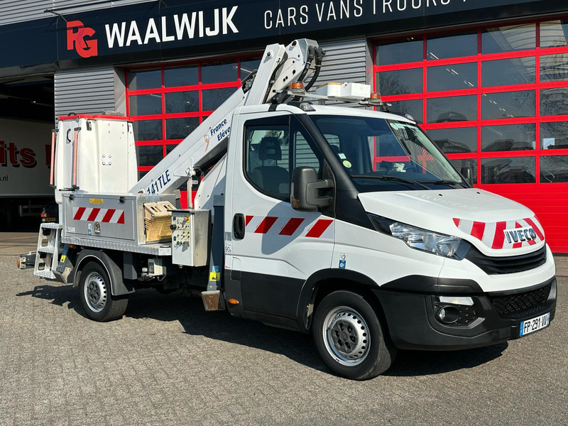 Iveco Daily 35S14 278 draaaiuren, 4x gestempeld, 14 meter APK 10-04-2026, KM 40.365 - Commercial vehicle: picture 4 Iveco Daily 35S14 278 draaaiuren, 4x gestempeld, 14 meter APK 10-04-2026, KM 40.365 - Commercial vehicle: picture 4