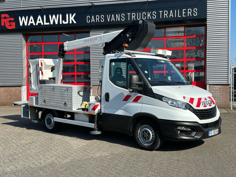 Iveco Daily 35S14 APK 29-08-2026, 4x gestempeld Km 64.779 - Commercial vehicle: picture 3 Iveco Daily 35S14 APK 29-08-2026, 4x gestempeld Km 64.779 - Commercial vehicle: picture 3