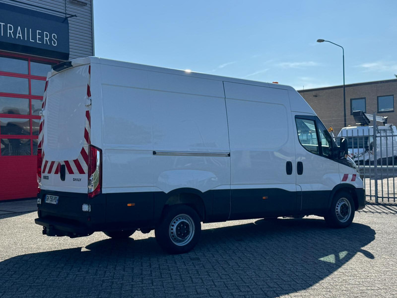 Iveco Daily 35S14 Voice Alexa Spraakassistent Voice assistent - Panel van: picture 3 Iveco Daily 35S14 Voice Alexa Spraakassistent Voice assistent - Panel van: picture 3