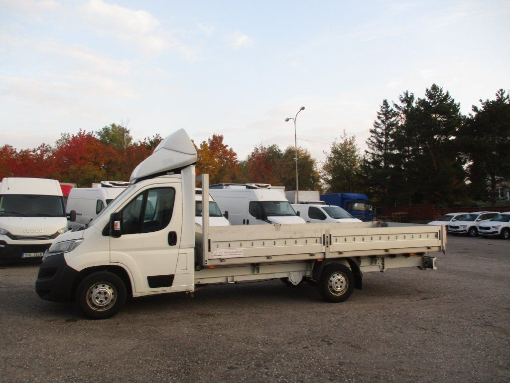 Citroën Jumper 2,0 BlueHDi Citroën Jumper 2,0 BlueHDi - Open body delivery van: picture 3 Citroën Jumper 2,0 BlueHDi Citroën Jumper 2,0 BlueHDi - Open body delivery van: picture 3