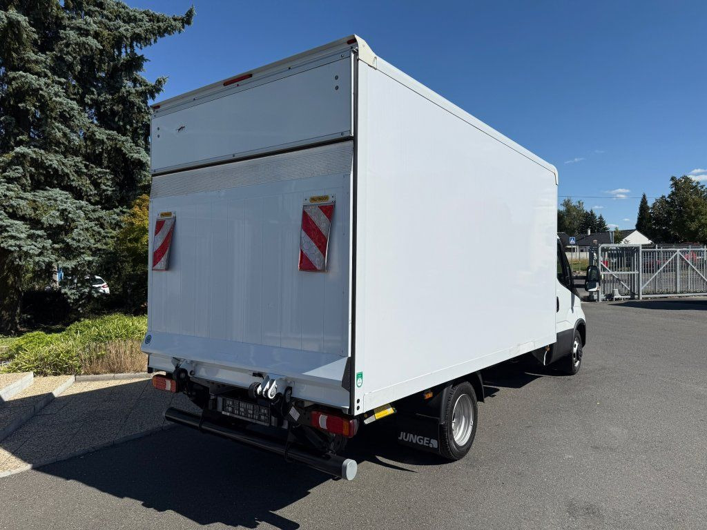 Iveco 35C16 Daily - Box van: picture 4 Iveco 35C16 Daily - Box van: picture 4